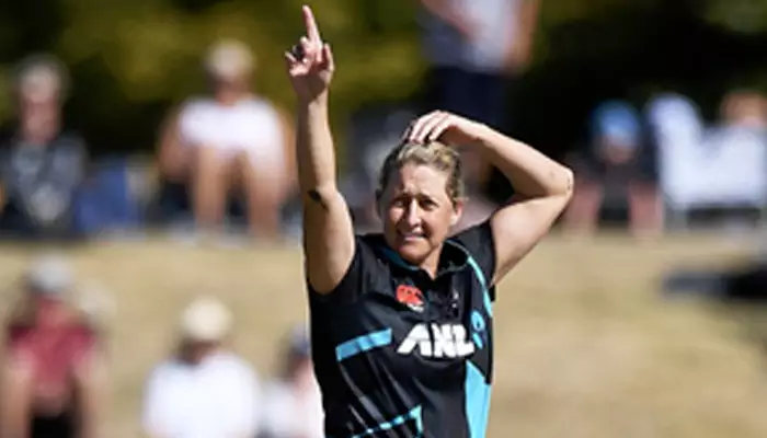 Devine out of 5th T20I against England with injury; Plimmer comes in as replacement